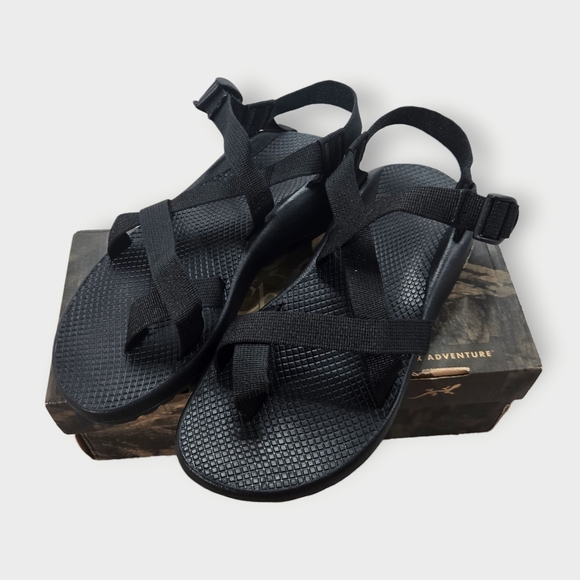 New! Women's Chaco Z2 Classic Black Toe Loop Adjustable Sport Sandals. Size 11. - Picture 2 of 12